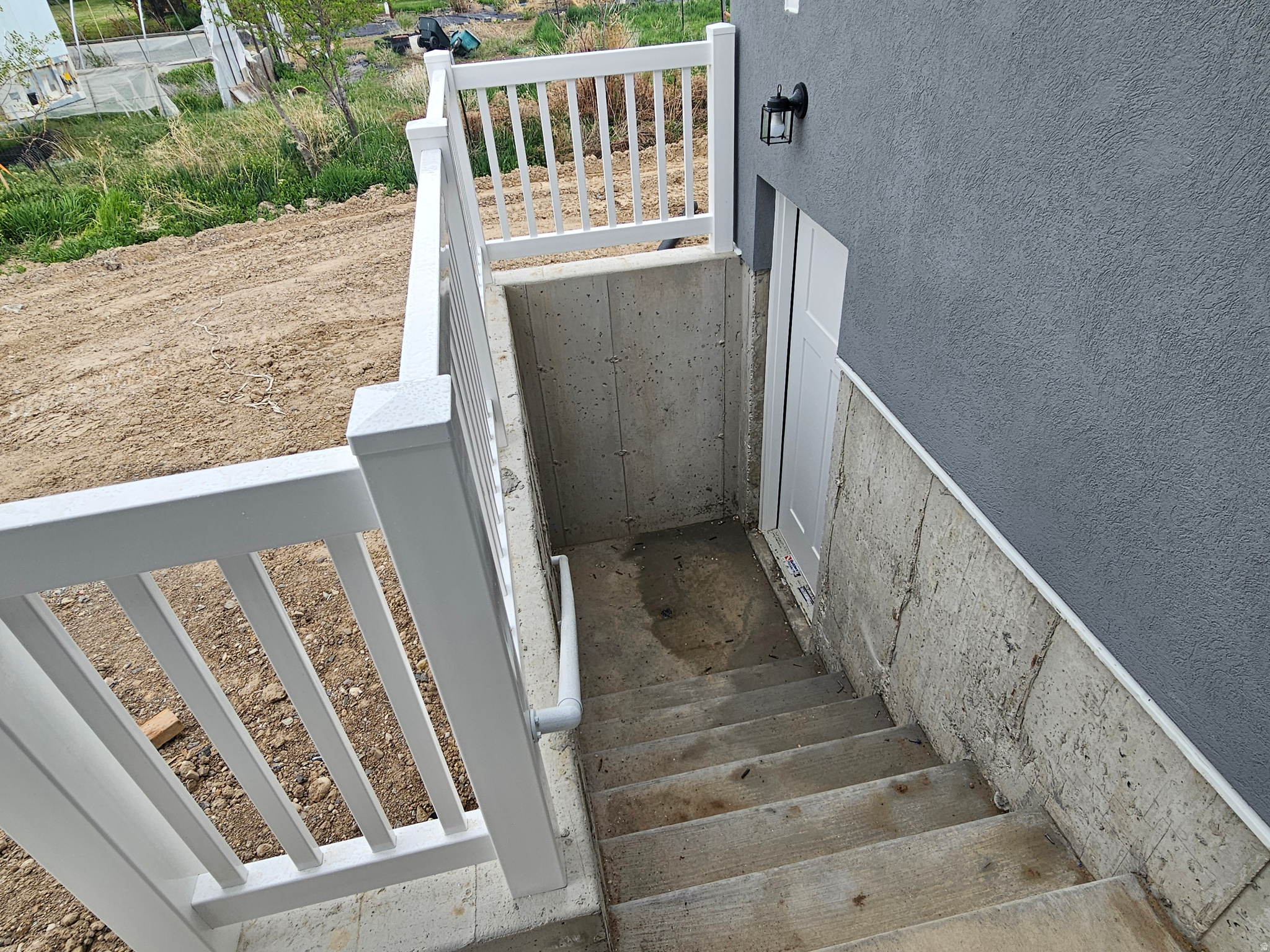 RUSTY RIDGE - Residential