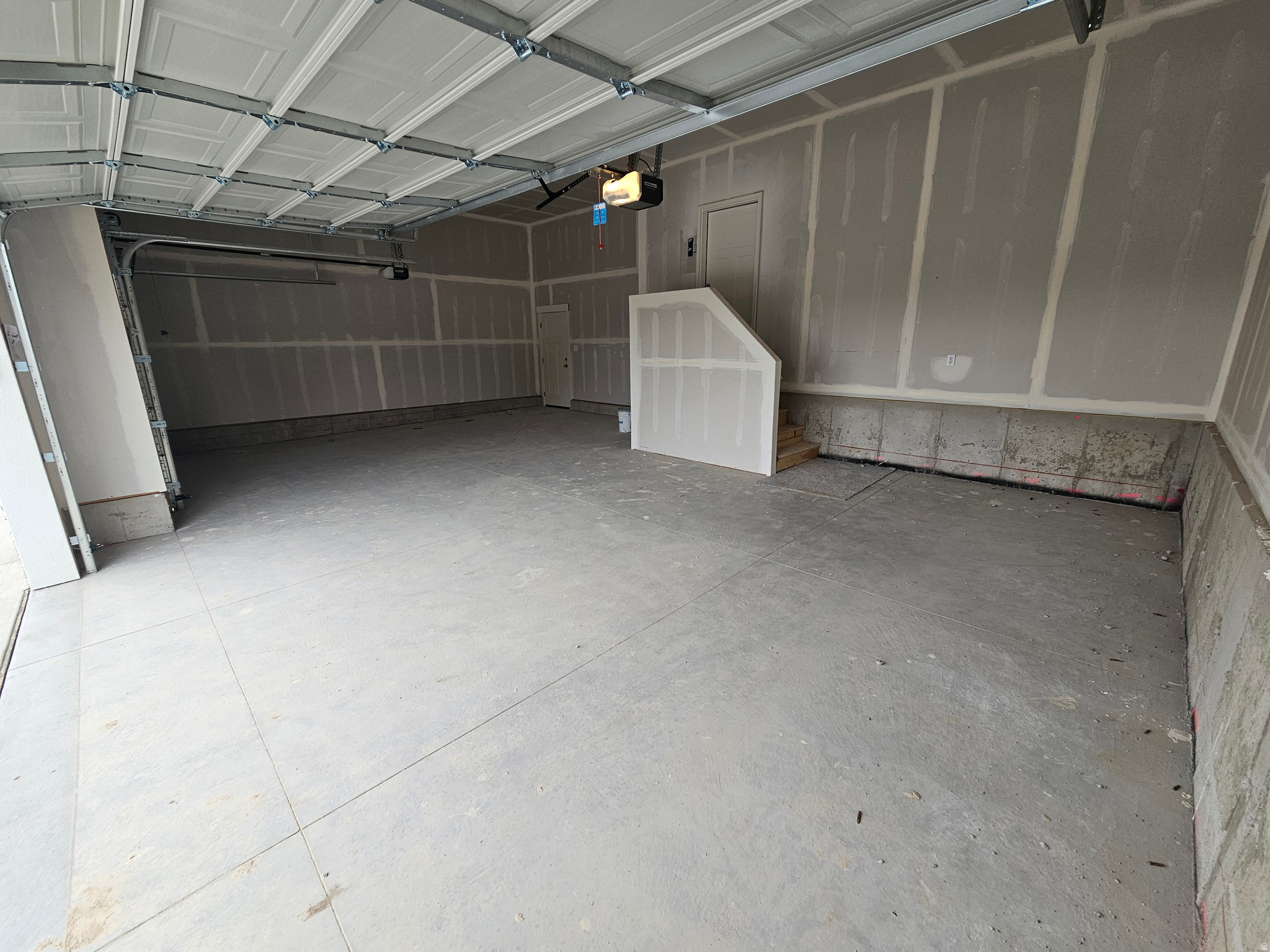 RUSTY RIDGE - Residential