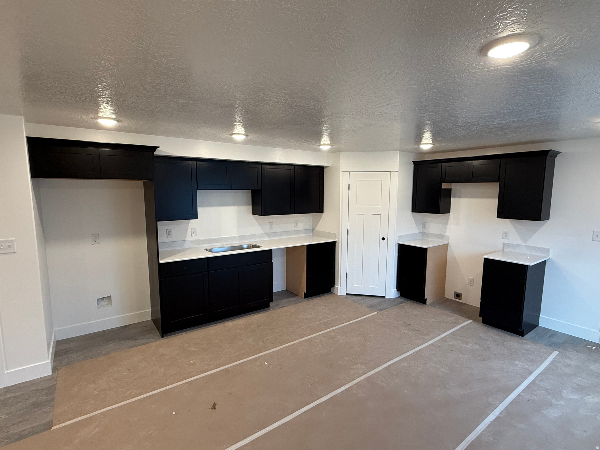 RUSTY RIDGE - Residential