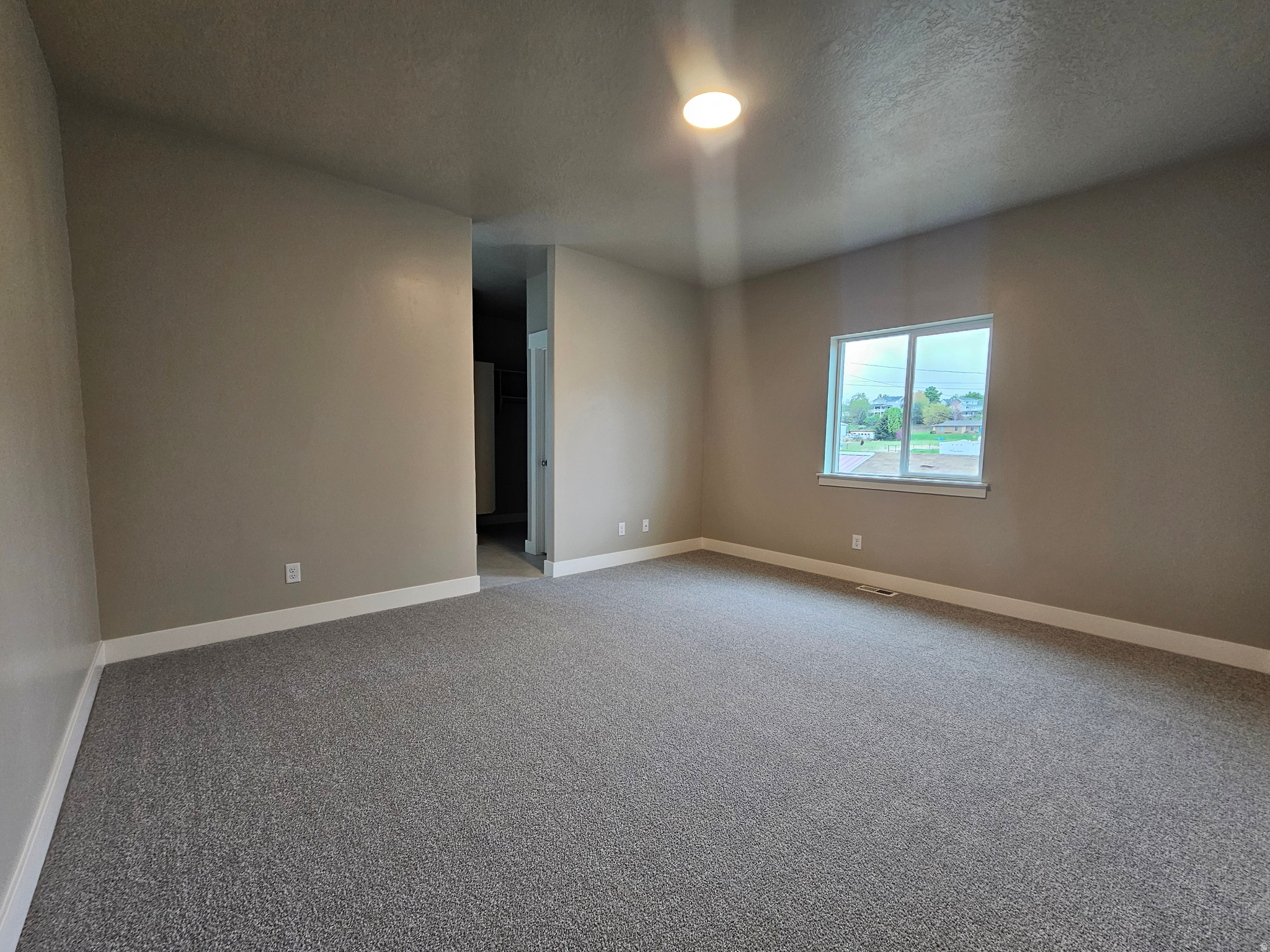 RUSTY RIDGE - Residential