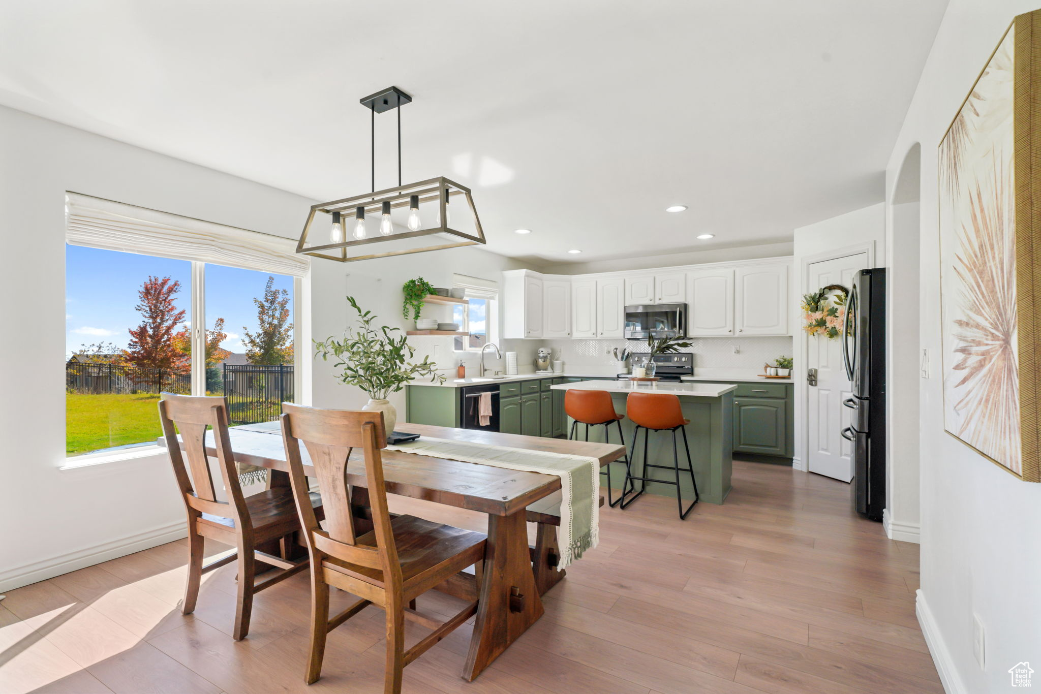 HUNTER CHASE - Residential