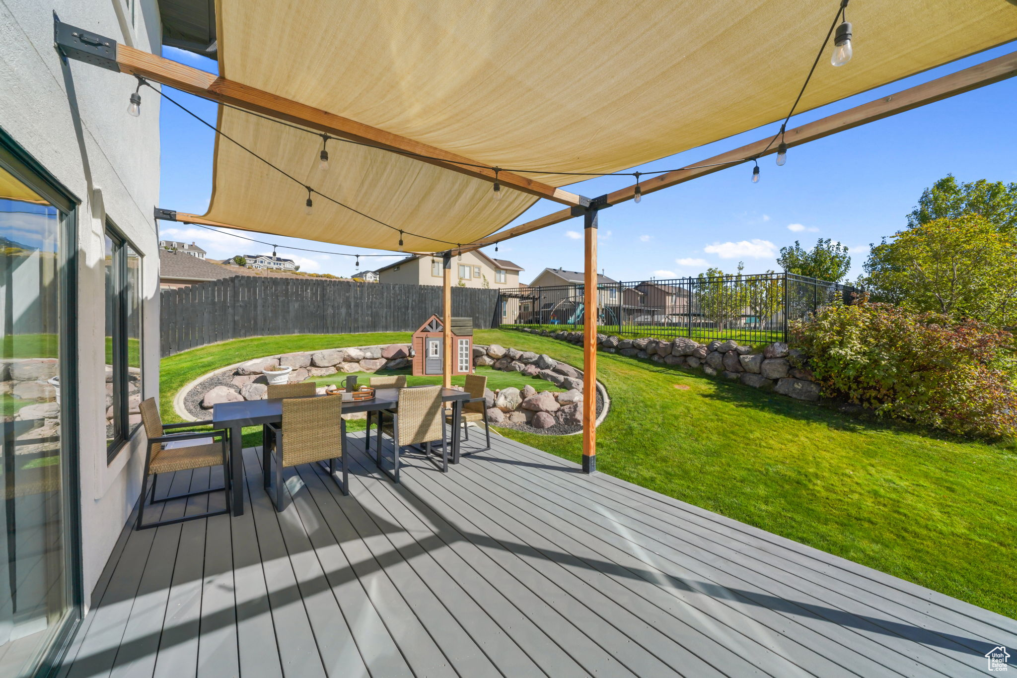 HUNTER CHASE - Residential
