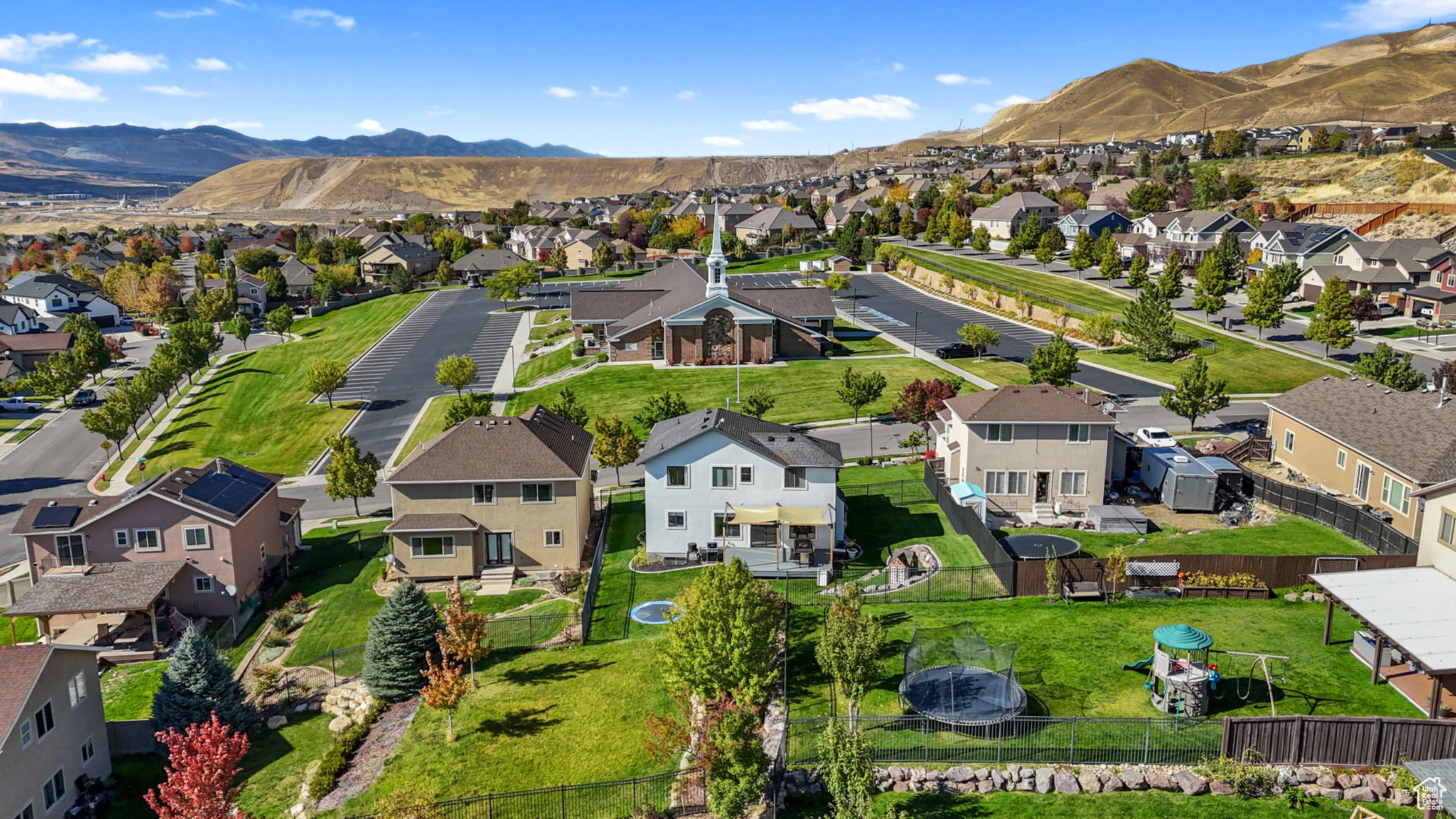 HUNTER CHASE - Residential
