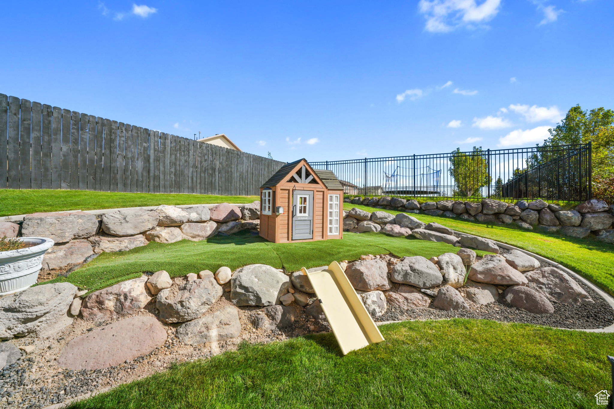 HUNTER CHASE - Residential