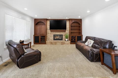 Tiny photo for 5554 S WHITE SPRINGS DR, Murray, UT 84123 (MLS # 2139055)