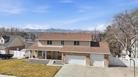 Tiny photo for 5554 S WHITE SPRINGS DR, Murray, UT 84123 (MLS # 2139055)