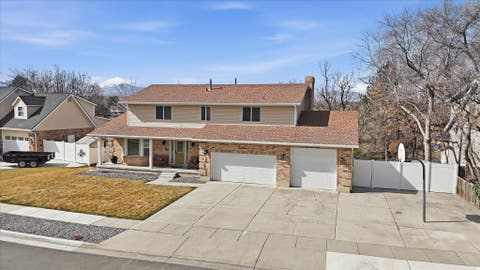 Tiny photo for 5554 S WHITE SPRINGS DR, Murray, UT 84123 (MLS # 2139055)