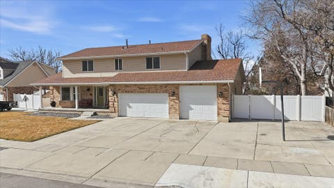 Tiny photo for 5554 S WHITE SPRINGS DR, Murray, UT 84123 (MLS # 2139055)