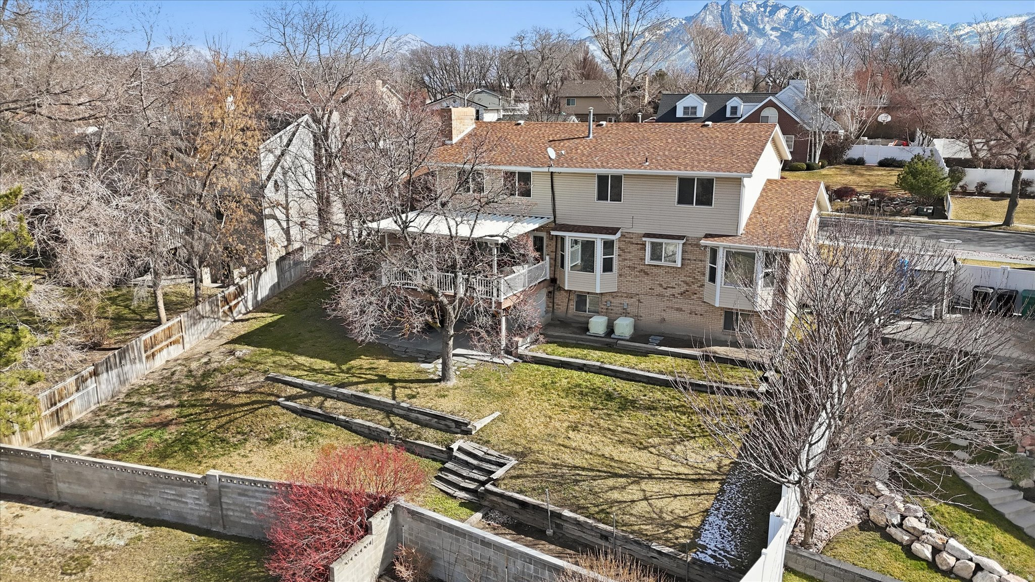 WALDEN HILL - Residential