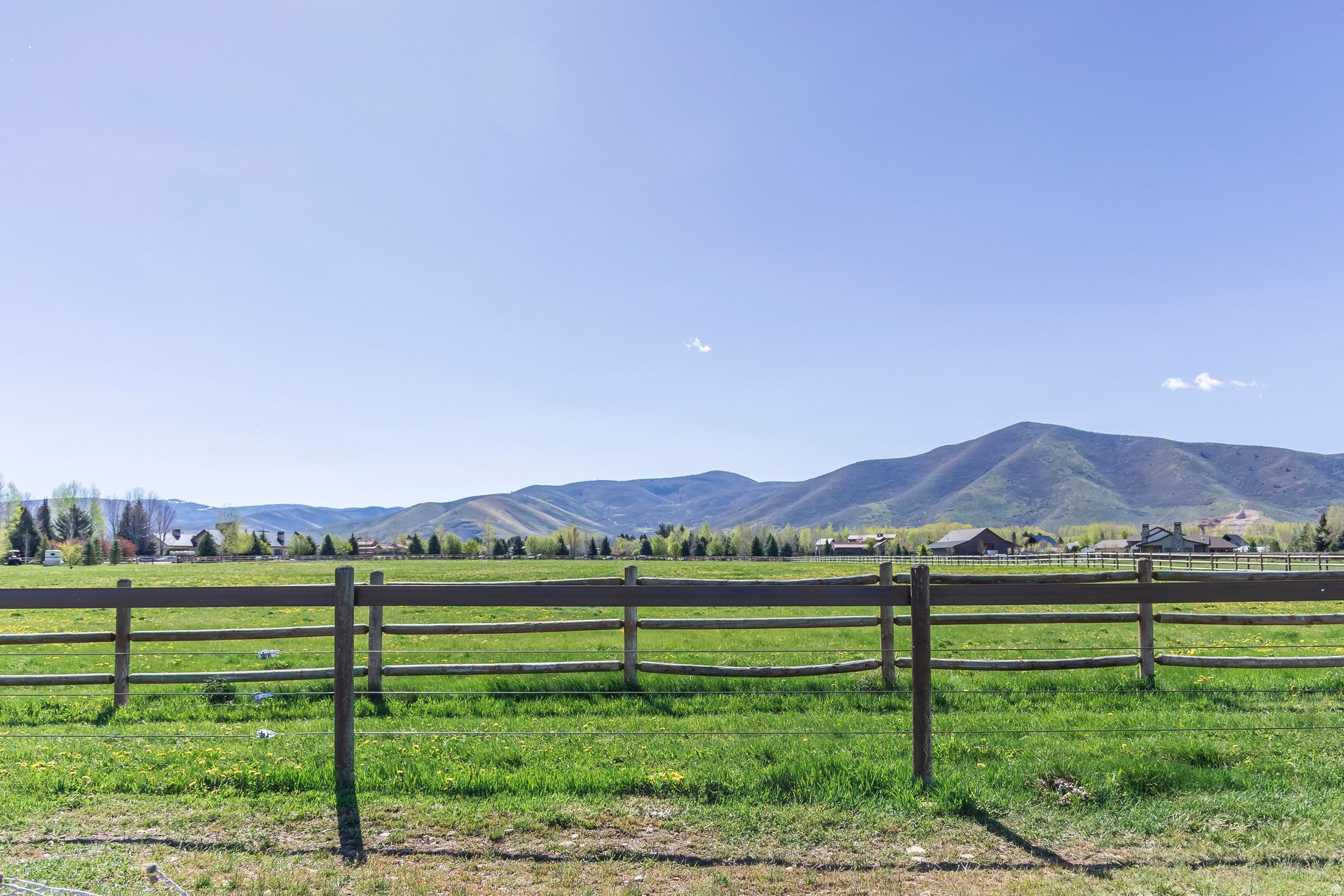 WINTERTON FARMS - Land