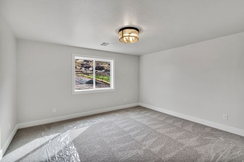 Tiny photo for 82 E 1900 S, Payson, UT 84651 (MLS # 2141919)