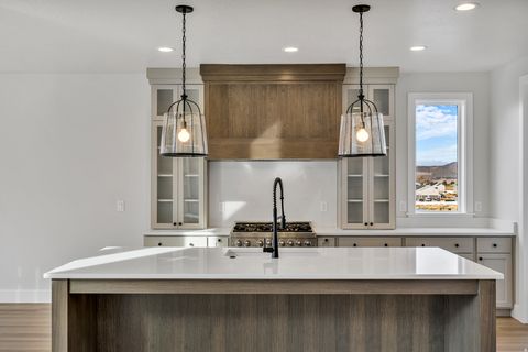 Tiny photo for 82 E 1900 S, Payson, UT 84651 (MLS # 2141919)