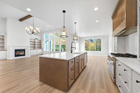 Tiny photo for 82 E 1900 S, Payson, UT 84651 (MLS # 2141919)