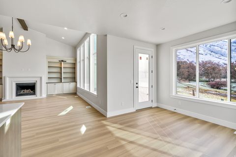 Tiny photo for 82 E 1900 S, Payson, UT 84651 (MLS # 2141919)