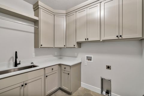 Tiny photo for 82 E 1900 S, Payson, UT 84651 (MLS # 2141919)