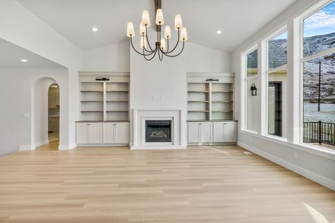 Tiny photo for 82 E 1900 S, Payson, UT 84651 (MLS # 2141919)