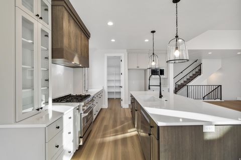 Tiny photo for 82 E 1900 S, Payson, UT 84651 (MLS # 2141919)