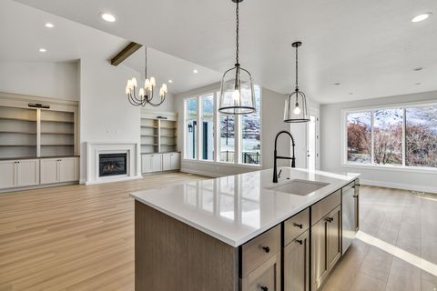 Tiny photo for 82 E 1900 S, Payson, UT 84651 (MLS # 2141919)