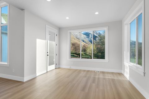Tiny photo for 82 E 1900 S, Payson, UT 84651 (MLS # 2141919)
