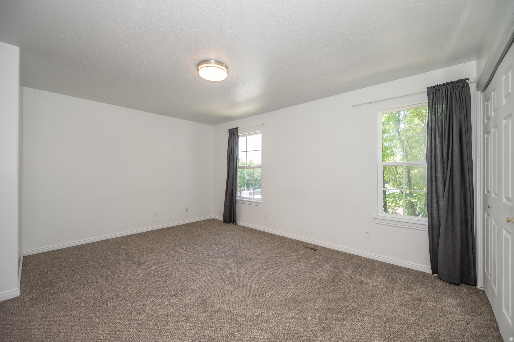 RIDGE - Residential Lease