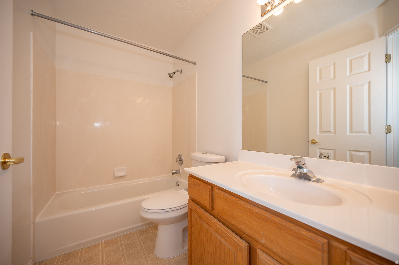 RIDGE - Residential Lease
