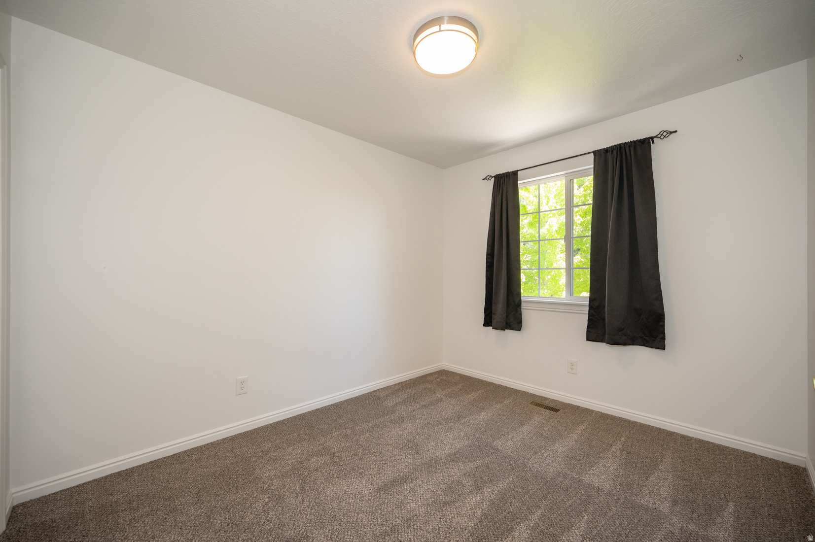 RIDGE - Residential Lease