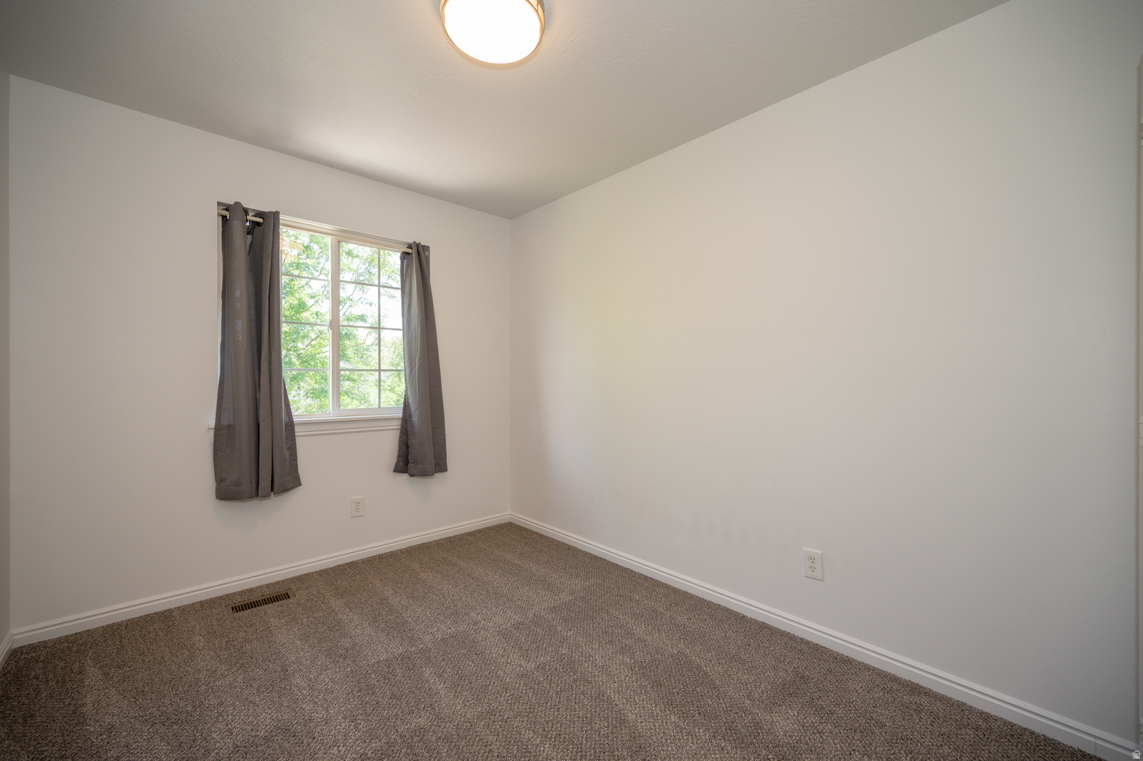 RIDGE - Residential Lease