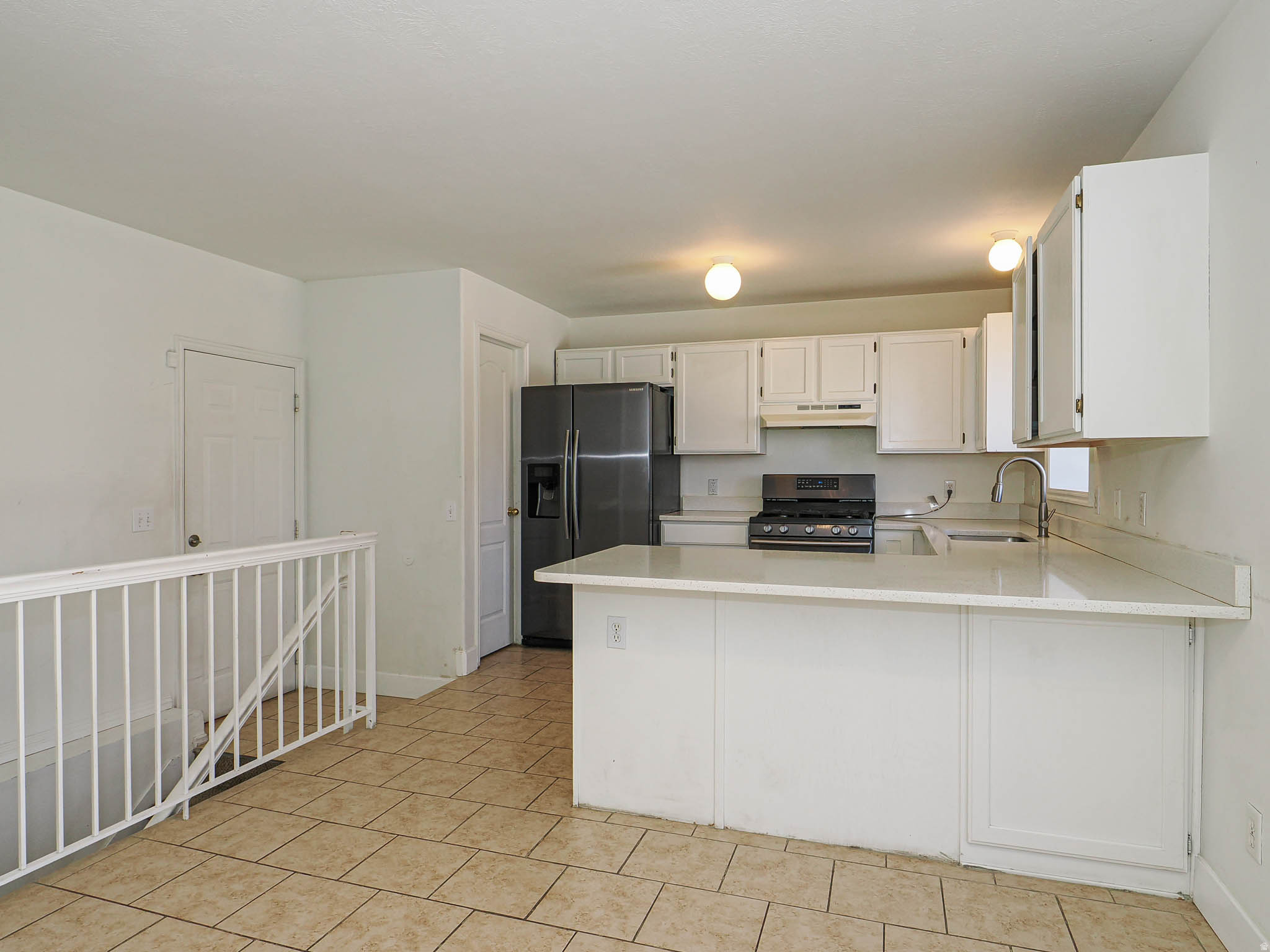 SETTLERS POINT - Residential