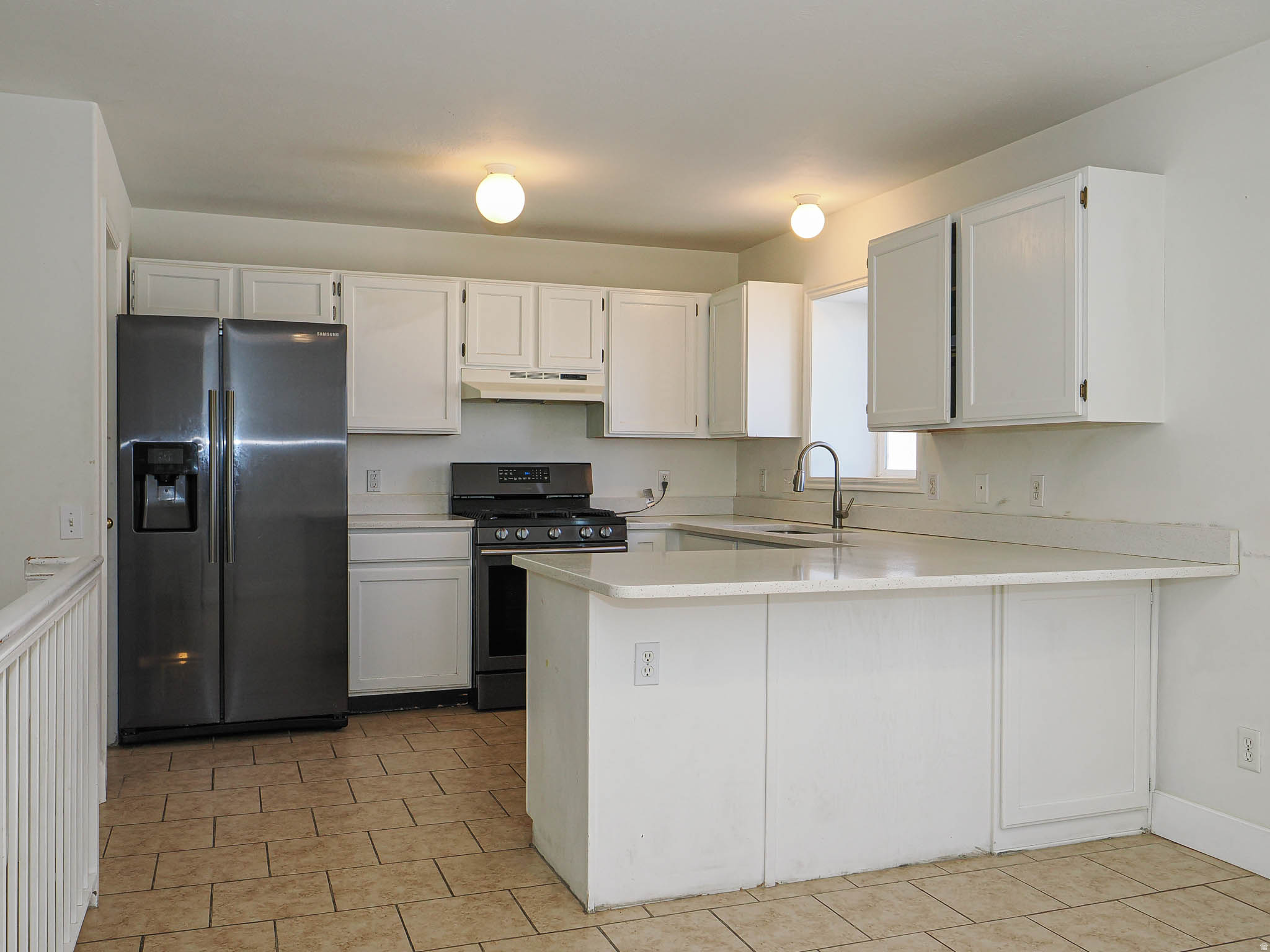 SETTLERS POINT - Residential