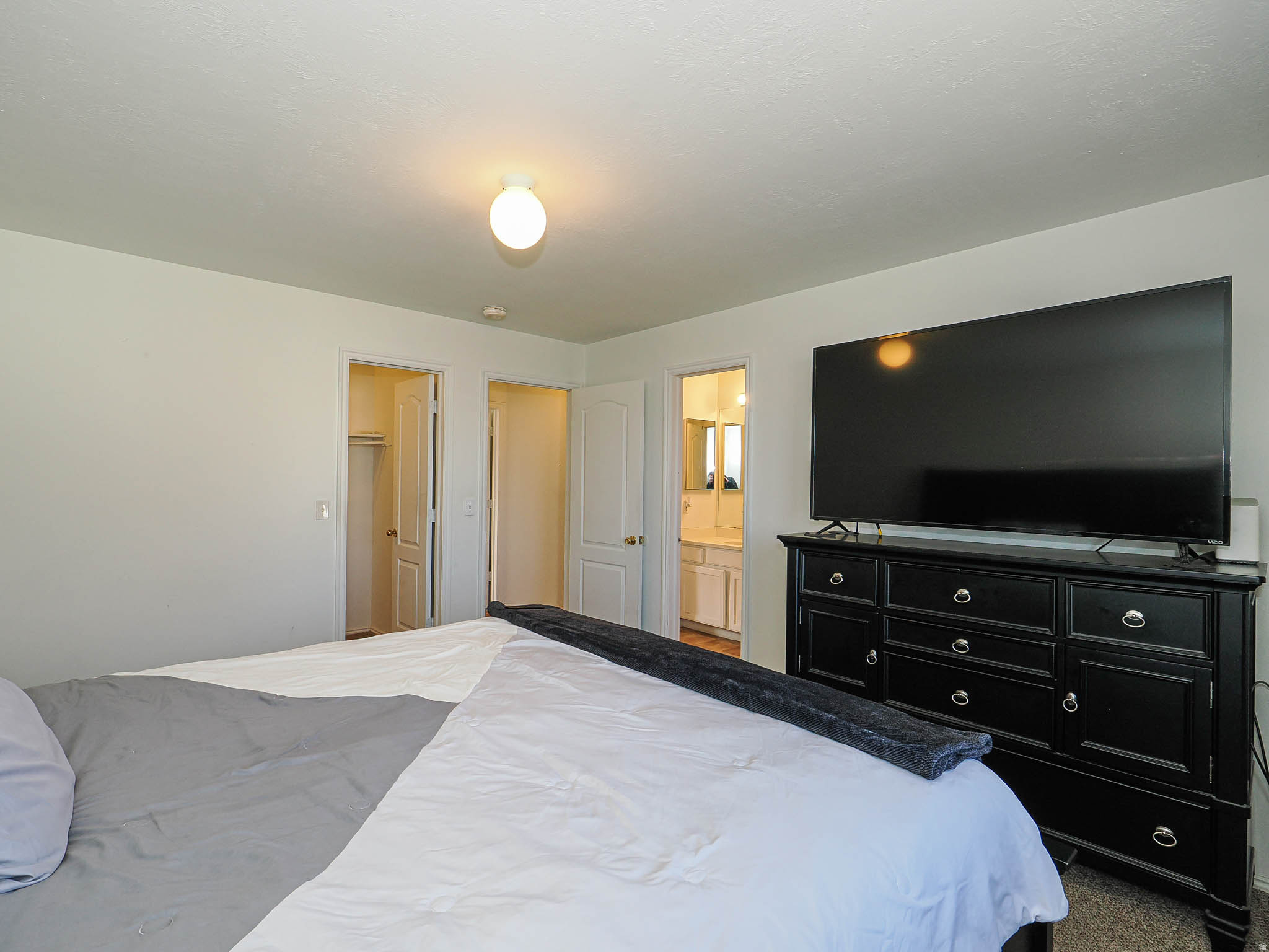 SETTLERS POINT - Residential