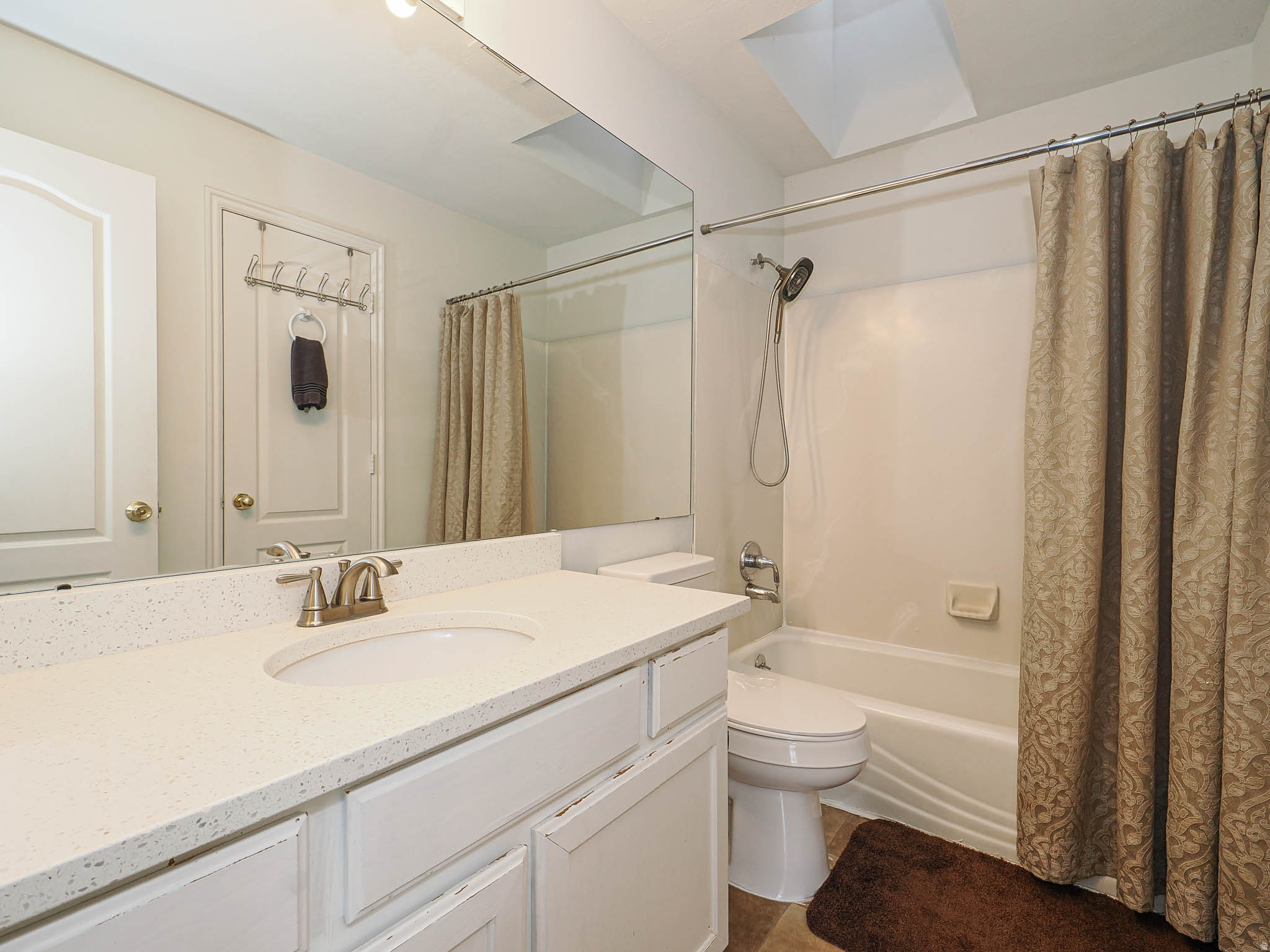 SETTLERS POINT - Residential