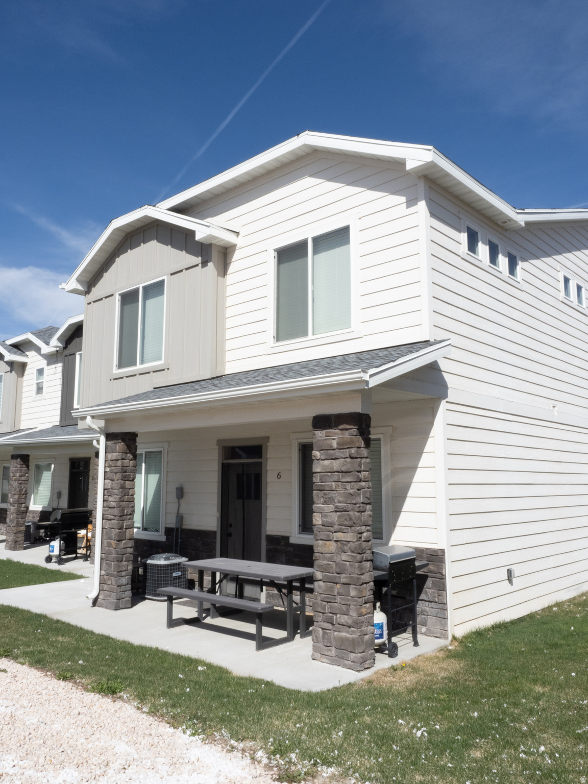 SEASONS - Residential
