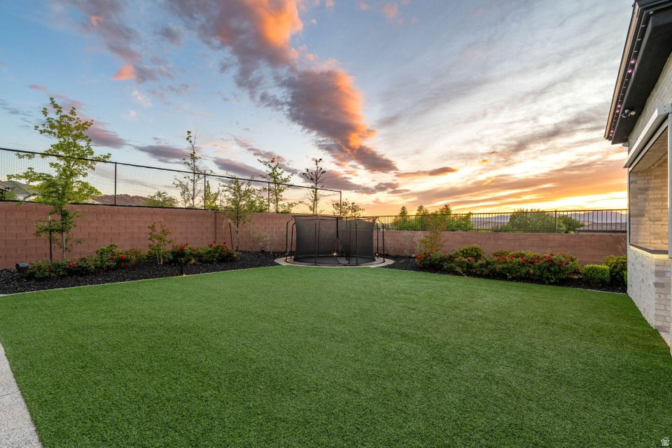 MAPLE ESTATES PH 3 - Residential