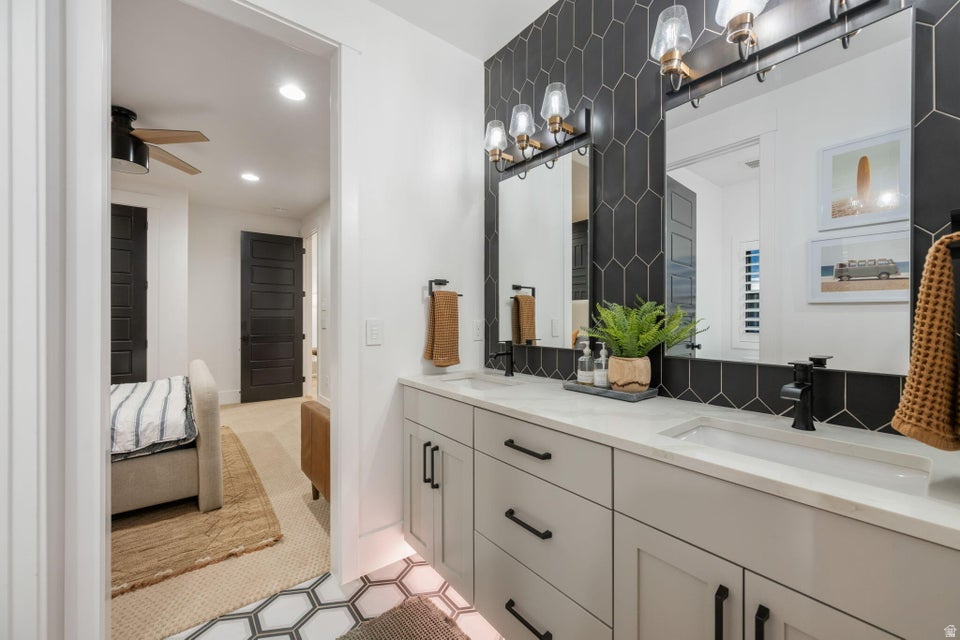 MAPLE ESTATES PH 3 - Residential