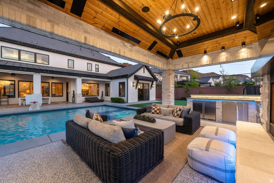 MAPLE ESTATES PH 3 - Residential