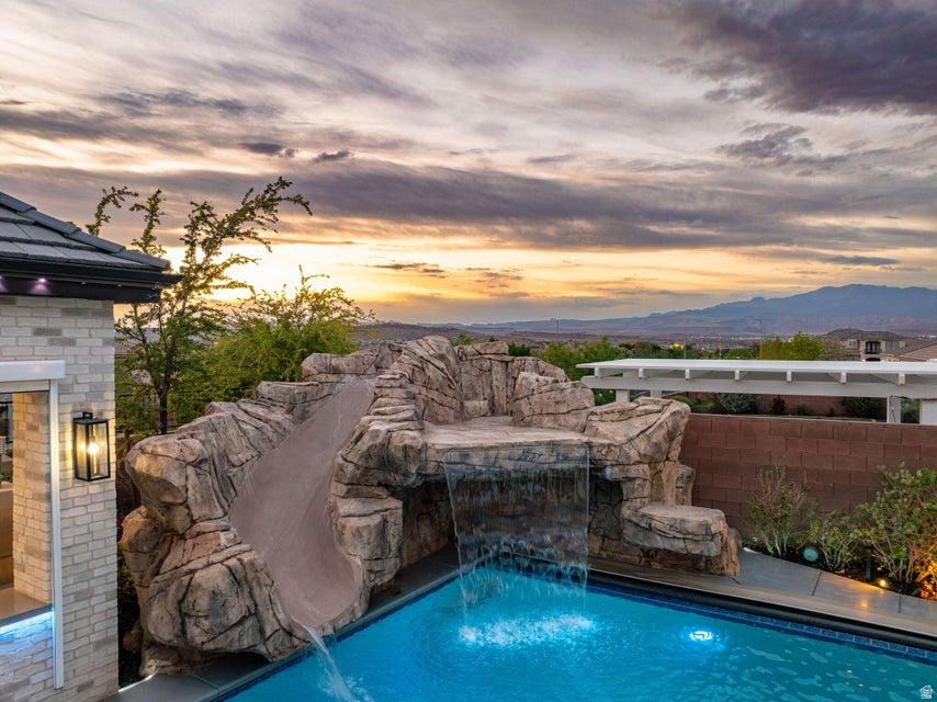 MAPLE ESTATES PH 3 - Residential
