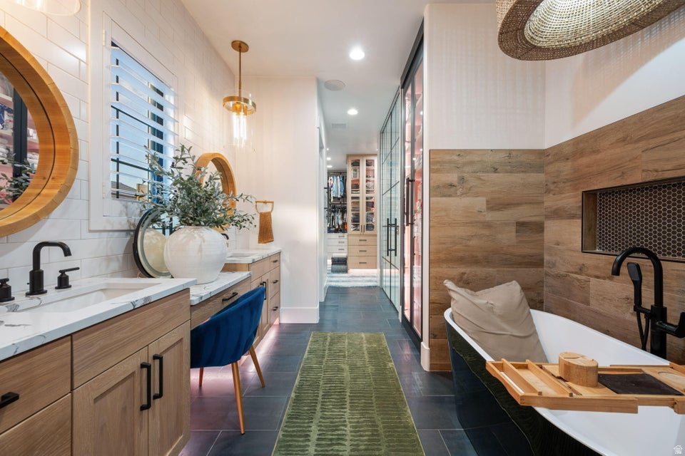MAPLE ESTATES PH 3 - Residential
