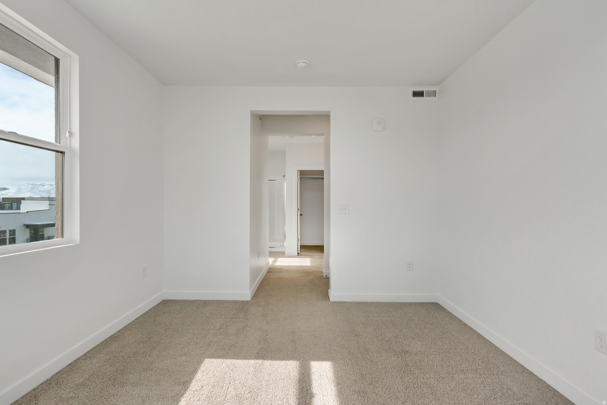 DAYBREAK - Residential