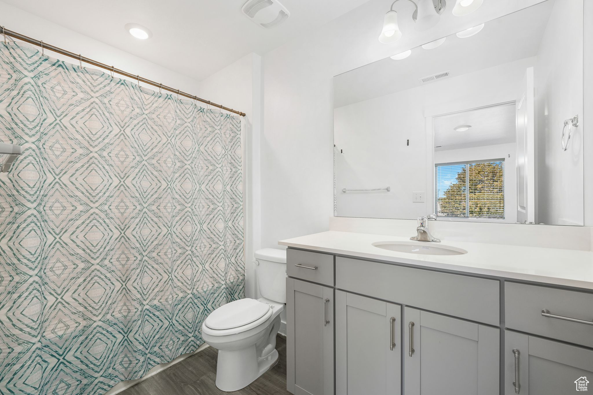 THE PARK TOWNHOMES - Residential