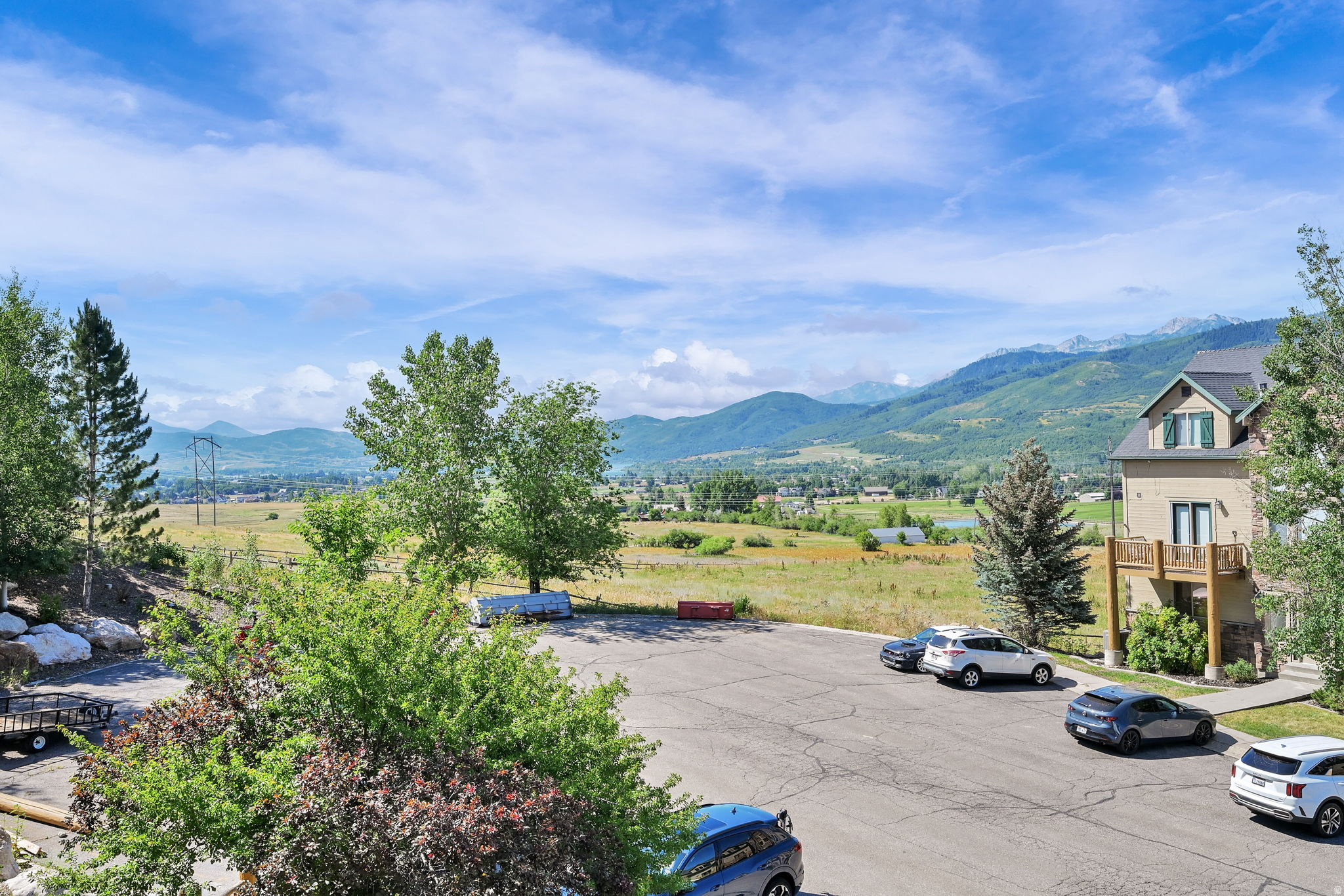 MOOSE HOLLOW - Residential