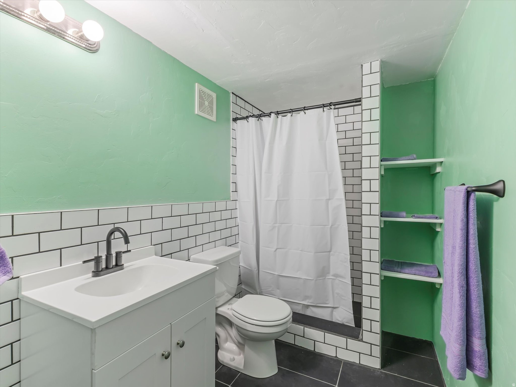 VALLEY FIELDS - Residential