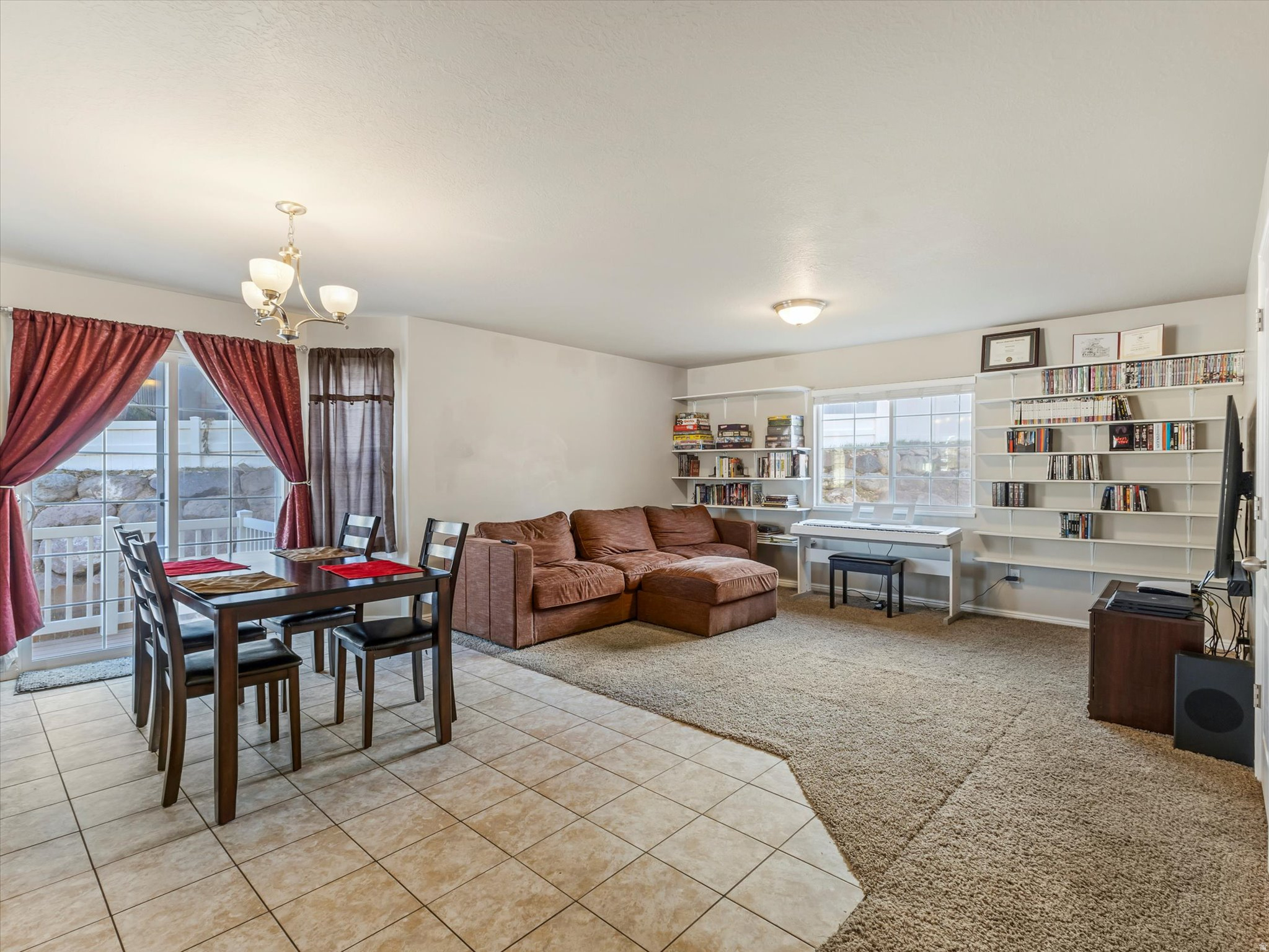 VALLEY FIELDS - Residential