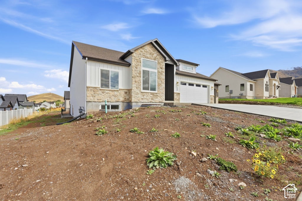 Photo of 1111 E CENTER ST #83, Hyde Park, UT 84318 (MLS # 2187053)