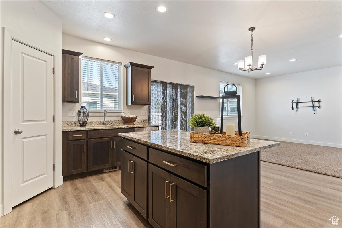 ASPEN RIDGE - Residential