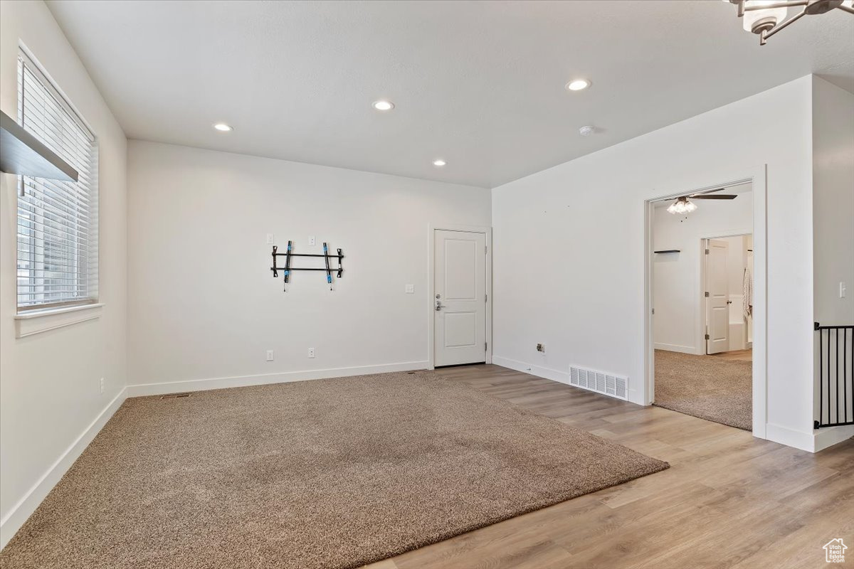 ASPEN RIDGE - Residential