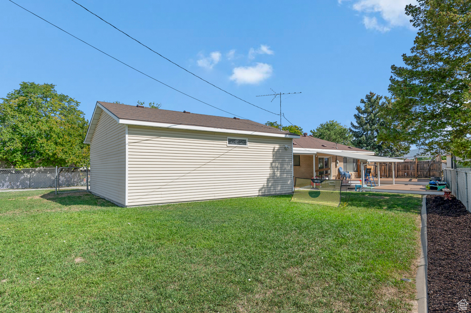 MEADOWS - Residential