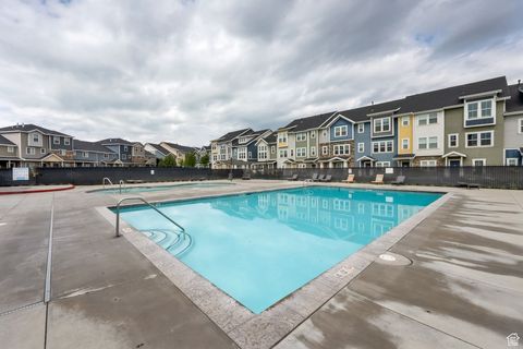 Tiny photo for 303 N 725 E, Vineyard, UT 84059 (MLS # 2108113)