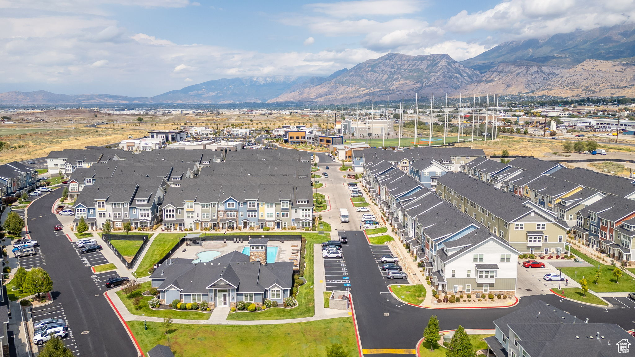 EDGEWATER AT GENEVA - Residential