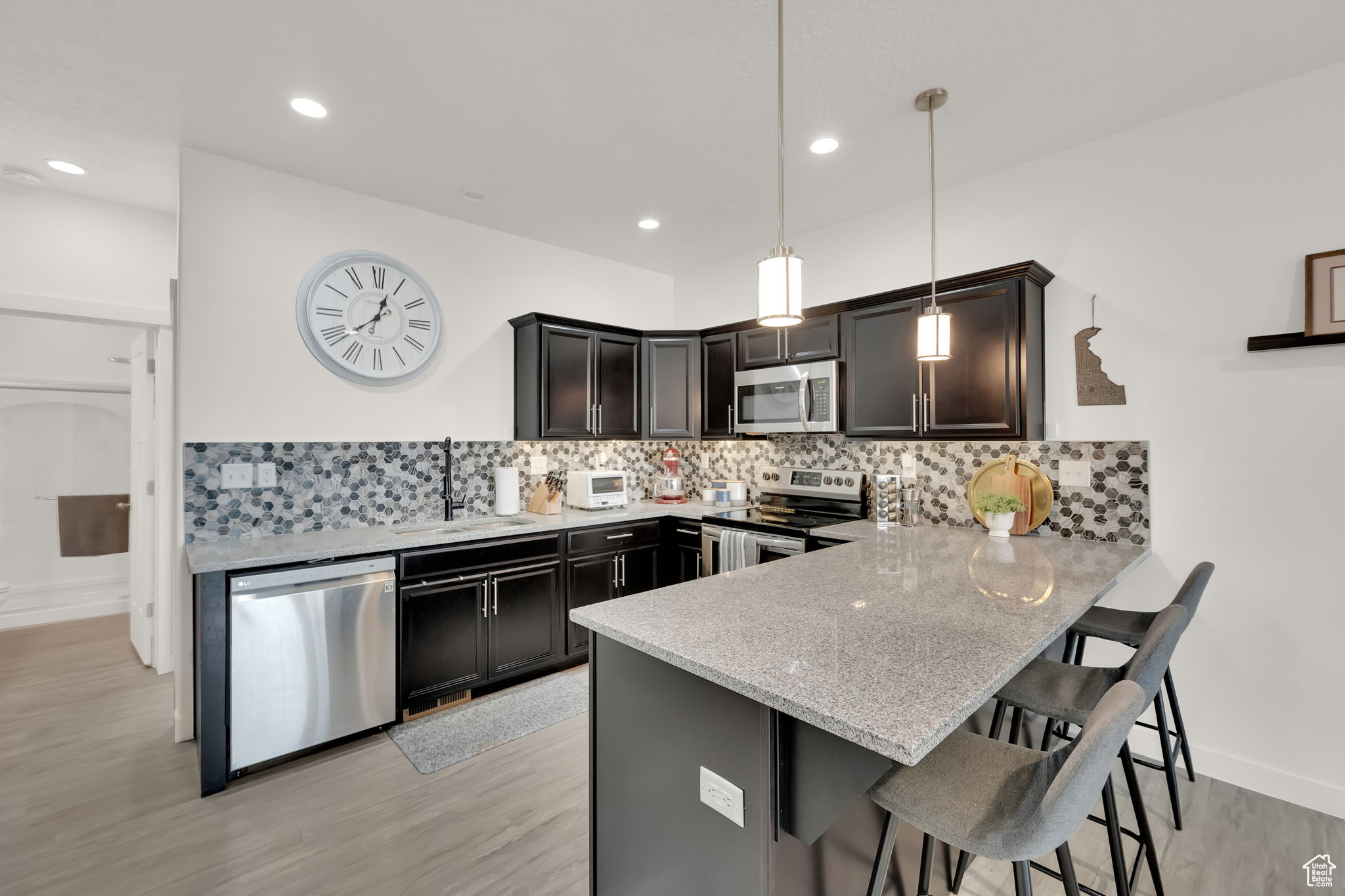 EDGEWATER AT GENEVA - Residential