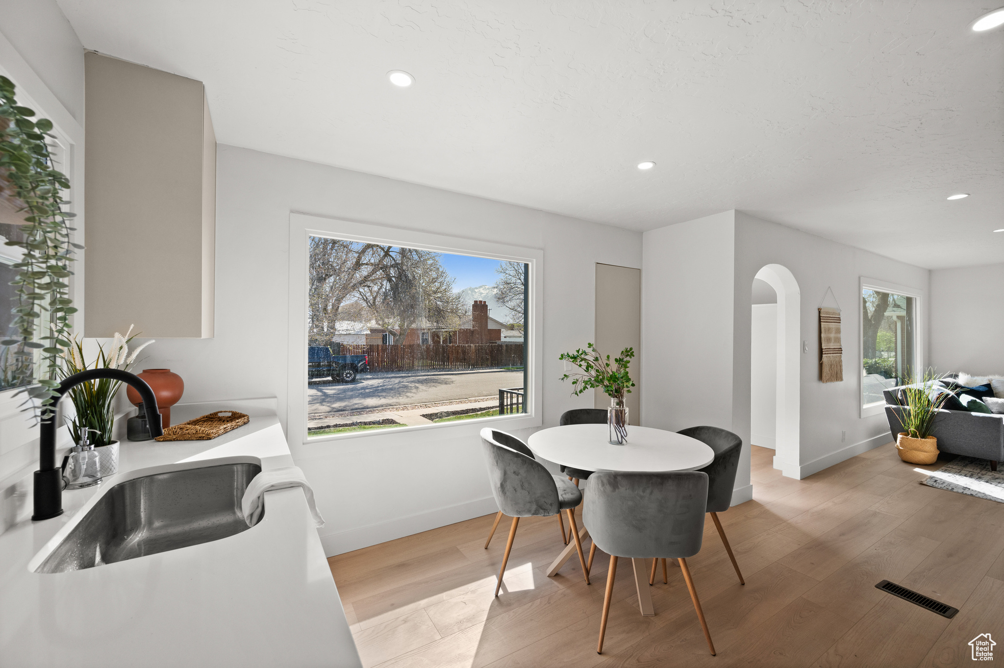 7786 S Roosevelt St, Midvale, Utah image 9